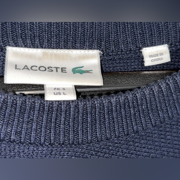 Navy Blue Lacoste Mens Crewneck
Sweater with Creme Sleeve Embellishment- L to XL - Picture 5 of 7